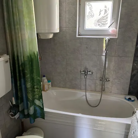 Kuca Na Obali Save Apartment