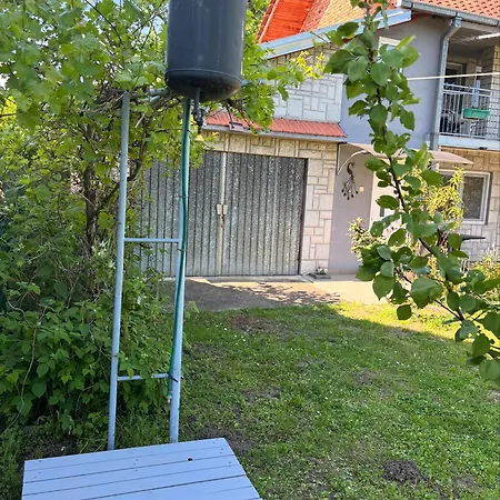 Kuca Na Obali Save Apartment *
