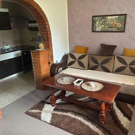 Kuca Na Obali Save Apartment *