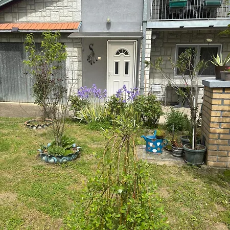 Apartment Kuca Na Obali Save *