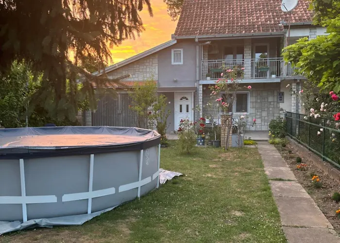 公寓 Kuca Na Obali Save