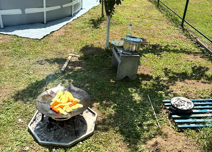 公寓 Kuca Na Obali Save